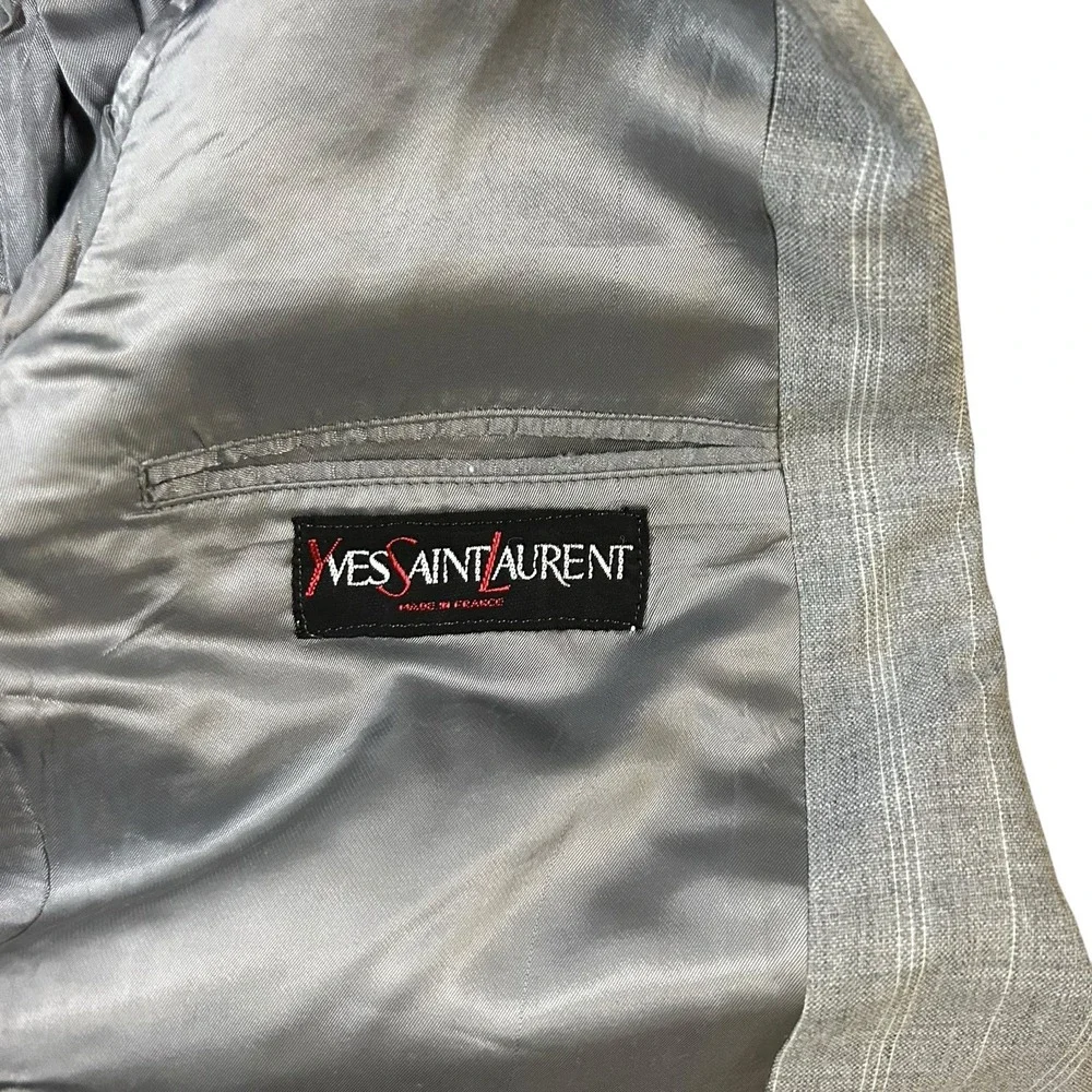 Yves Saint Laurent YSL Blazer Sports‎ Coat (40R) Mens 2 Button  Gray Stripe